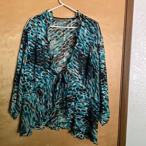 Women’s 2X blouse